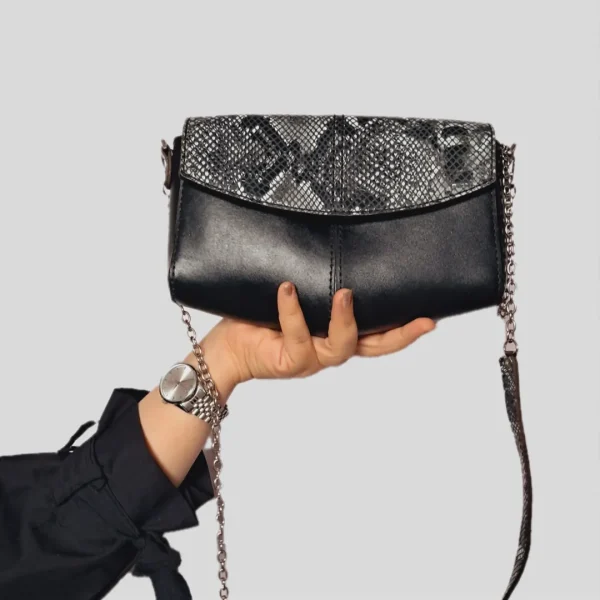 کیف دوشی زنانه مدل لونا (موجود در چند رنگ)